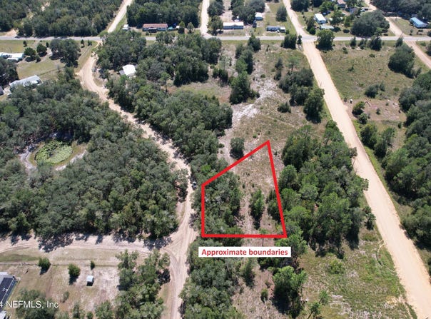 MALTAS Avenue, Interlachen, FL 32148