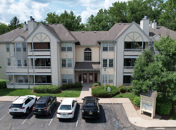 113 CASCADE Court, WEST WINDSOR, NJ 08540