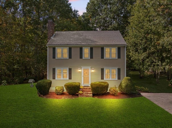 8 George Littlefield Circle, Middleboro, MA 02346
