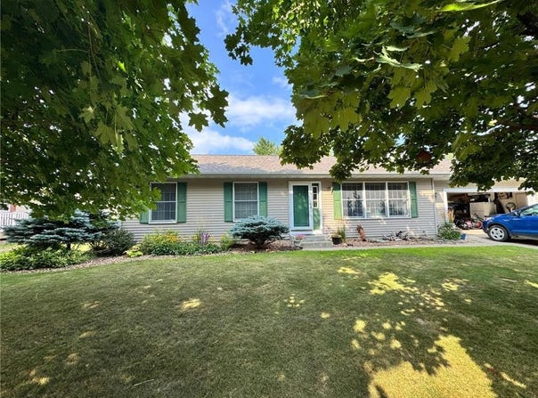 913 Valley View Road, Lake City, MN 55041