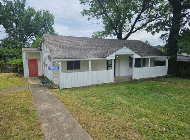 31260 Highline Drive, Warsaw, MO 65355