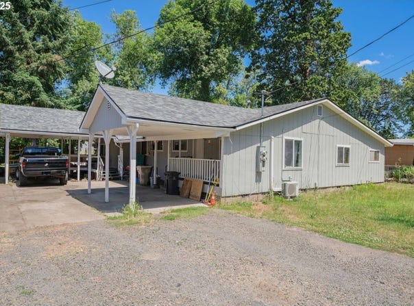 3711 Earl AVE, Albany, OR 97322