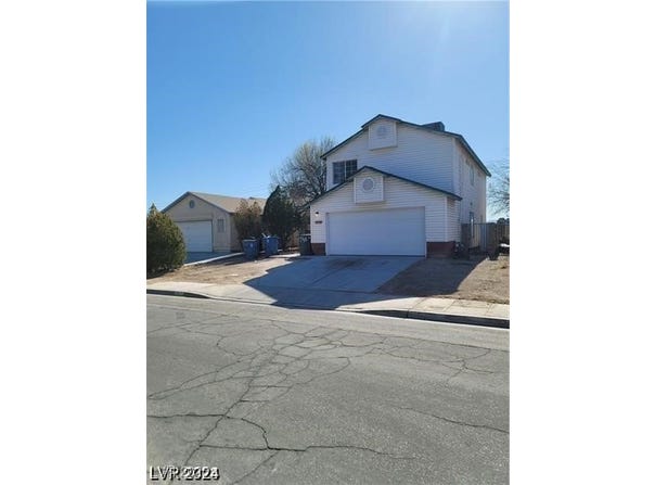 1745 Starridge Way, Las Vegas, NV 89142
