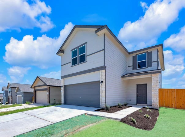 200 Lucky Texan RD, Jarrell, TX 76537
