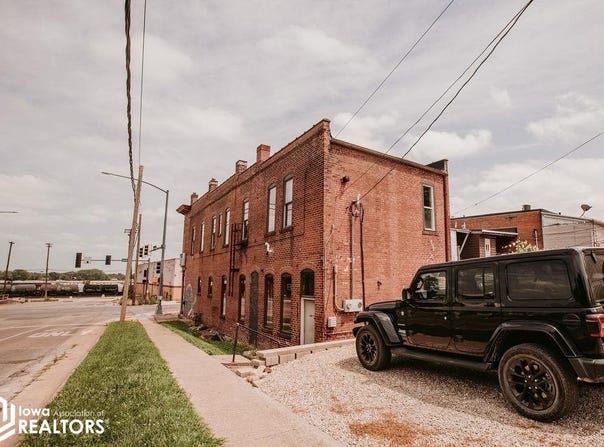 601 S Main Street, Burlington, IA 52601