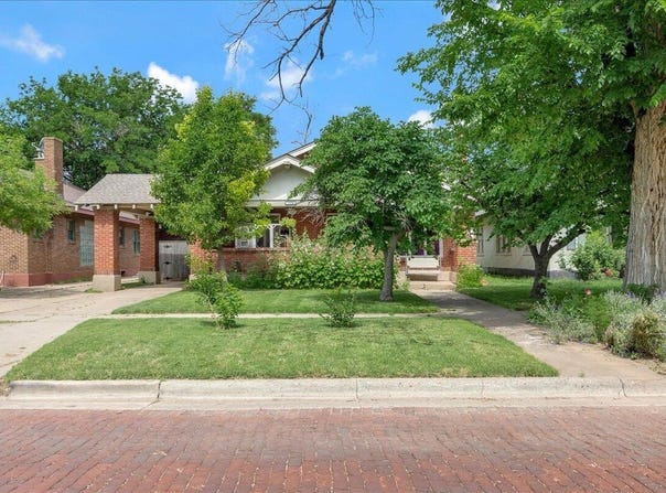 1930 S HARRISON Street, Amarillo, TX 79109-2621