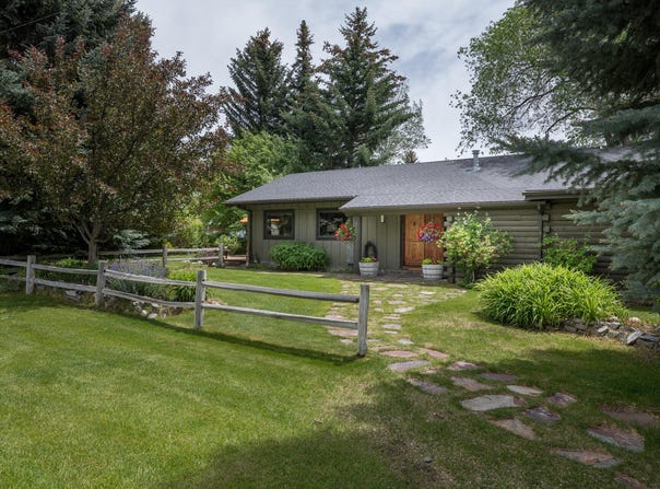 316 E Myrtle St, Hailey, ID 83333