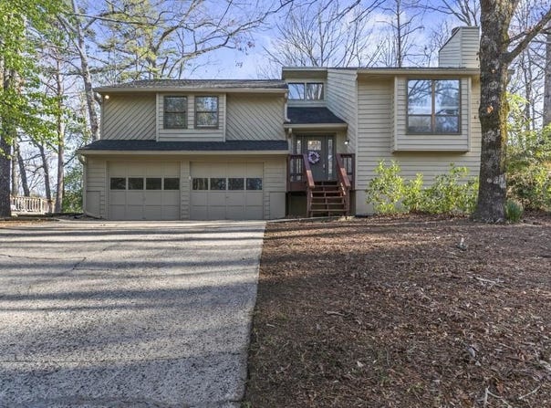 8605 Colony Club Drive, Alpharetta, GA 30022