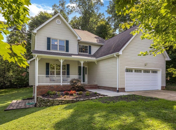 8946 Grey Mountain Drive, Ooltewah, TN 37363