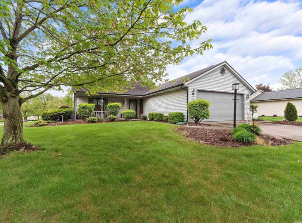 2716 Ridge Valley Drive, Fort Wayne, IN 46804-7819