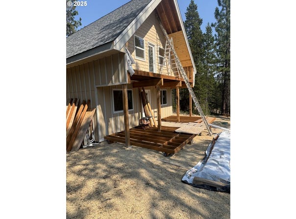 141911 BLUE SKY WAY, Crescent Lake, OR 97733