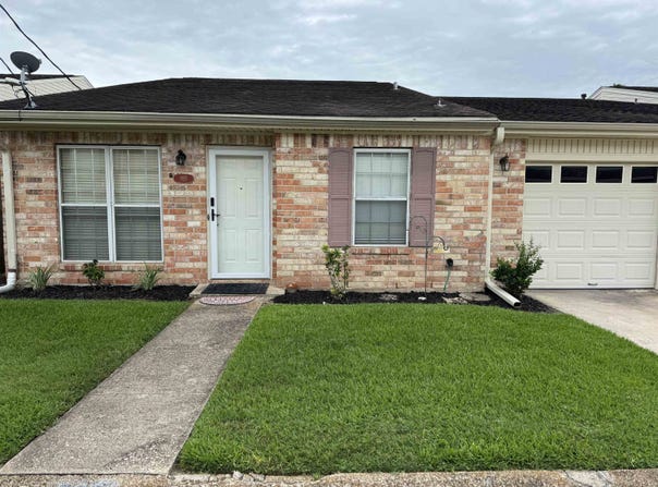995 Park Meadow, Beaumont, TX 77706