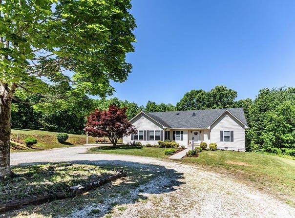 119 S Fork Road, Appomattox, VA 24522
