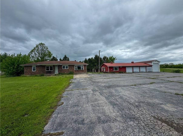 24918 Hwy 52, Cole Camp, MO 65325