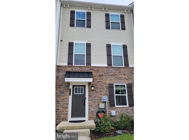 745 QUARRY POINT ROAD, MALVERN, PA 19355