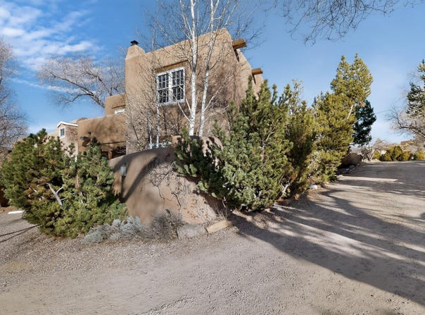 334 Otero, Santa Fe, NM 87501