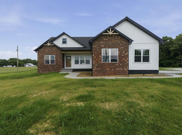 888 Siddens Road, Glasgow, KY 42141