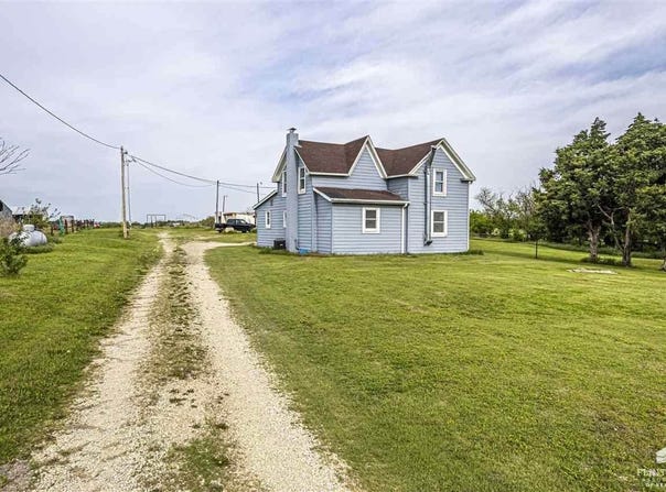 1697 Hwy 43, Enterprise, KS 67441