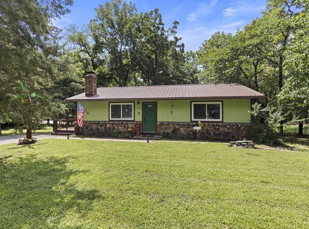 19 PRIVATEER Drive, Monkey Island, OK 74331