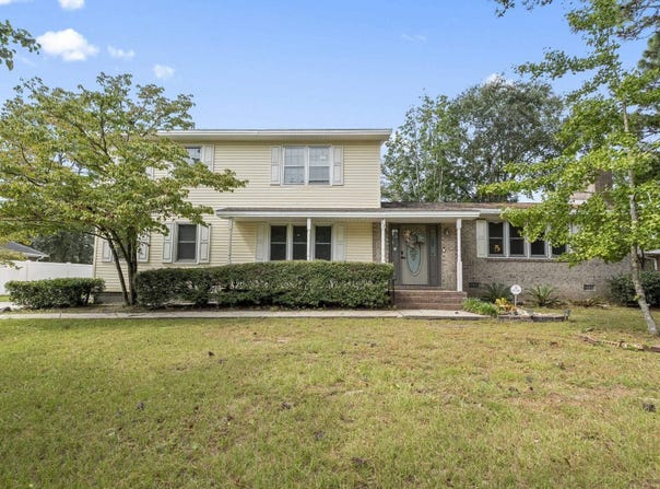 917 9th Ave. S, North Myrtle Beach, SC 29582