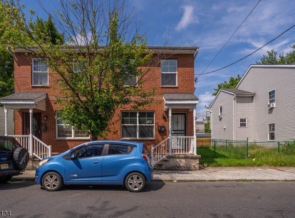 94 Passaic St, Trenton City, NJ 08618-4855