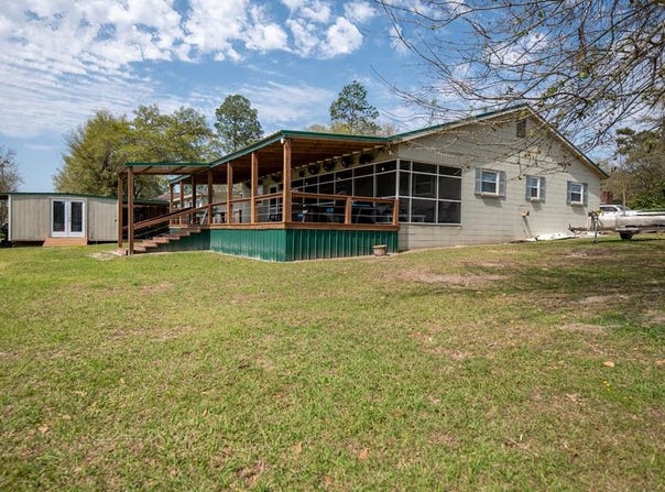 7757 Paradise drive, Donalsonville, GA 39845
