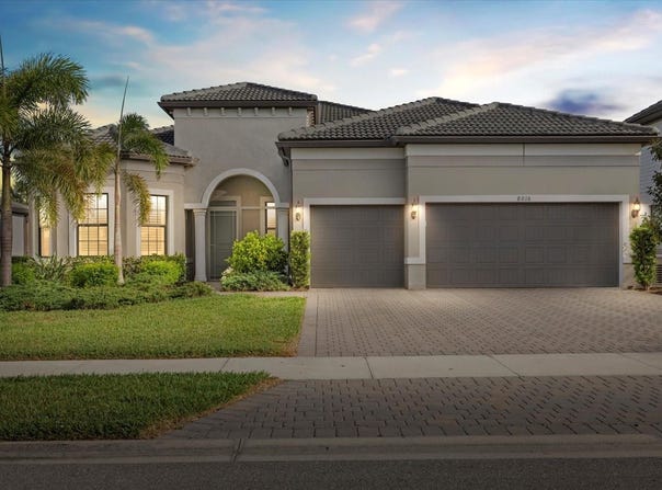 8016 GRANDE SHORES DRIVE, SARASOTA, FL 34240