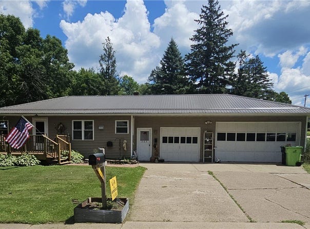 105 Court Street, Neillsville, WI 54456