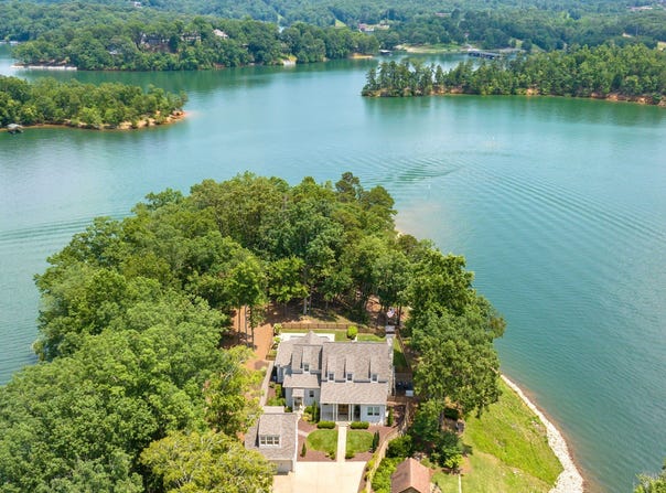 218 Lake Pointe, Gainesville, GA 30506