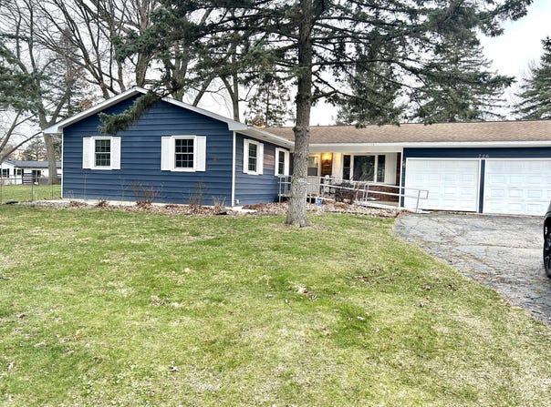 726 Cambridge Drive, Battle Creek, MI 49015
