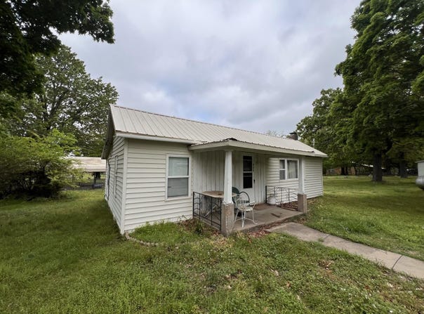 305 Lorton Avenue, Disney, OK 74340