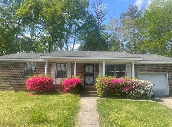 415 Banks Avenue, Eutaw, AL 35462