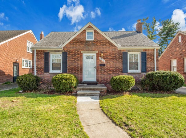 23001 Oak Street, Dearborn, MI 48128