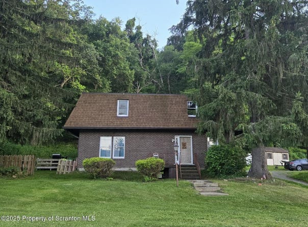2046 St Rt 92, Harding, PA 18643