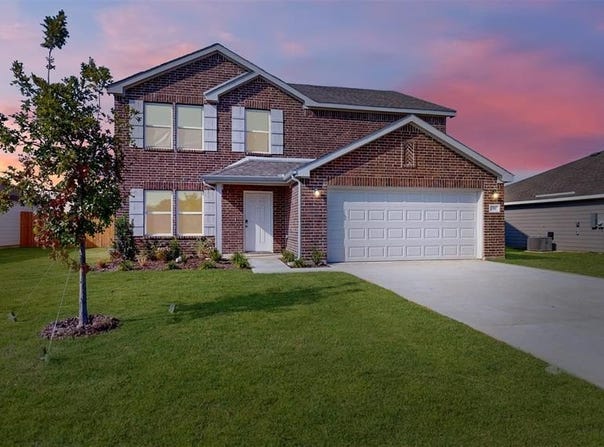 116 Cooper Drive, Cleburne, TX 76031