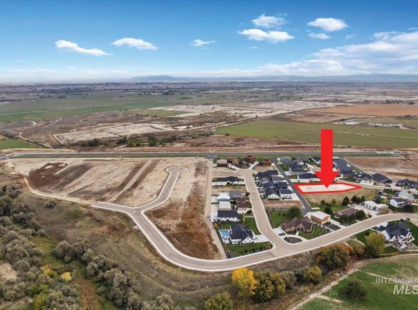 21238 Rosewood Dr, Greenleaf, ID 83626