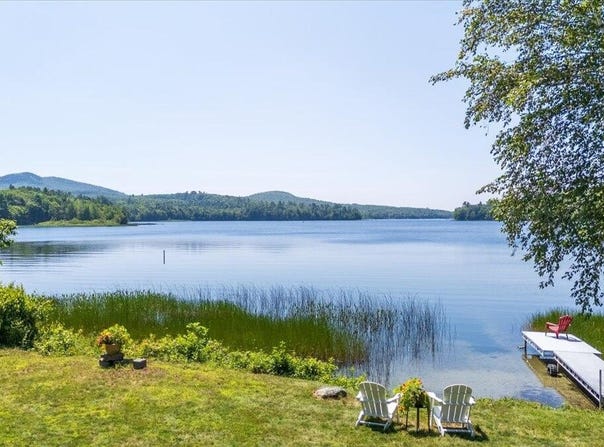 4 Shore Road, Hope, ME 04847