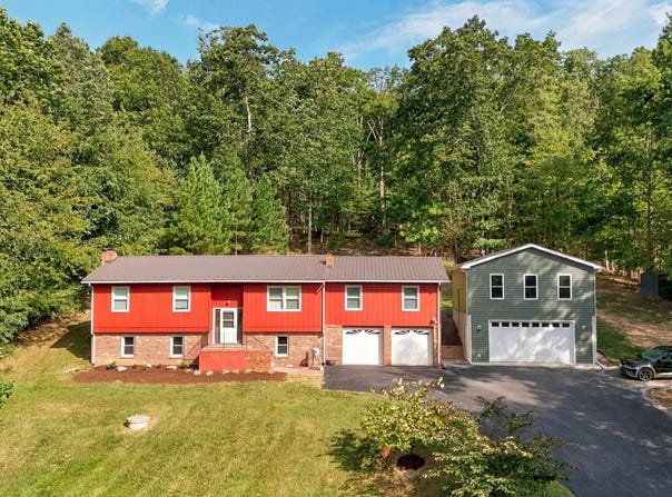 722 CALF MOUNTAIN RD, WAYNESBORO, VA 22980