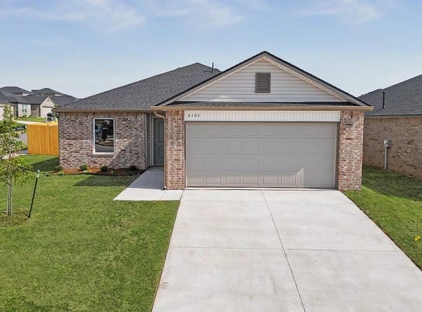 6101 Western Redbud Trail, Edmond, OK 73034