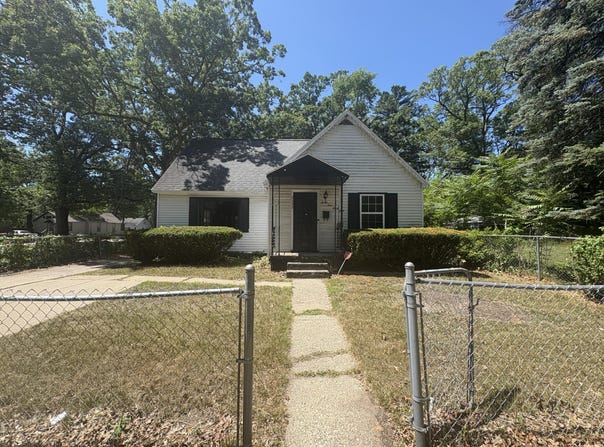 3133 Glendale Street, Muskegon Heights, MI 49444