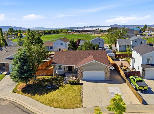 5463 W STARFLOWER Way, West Jordan, UT 84081