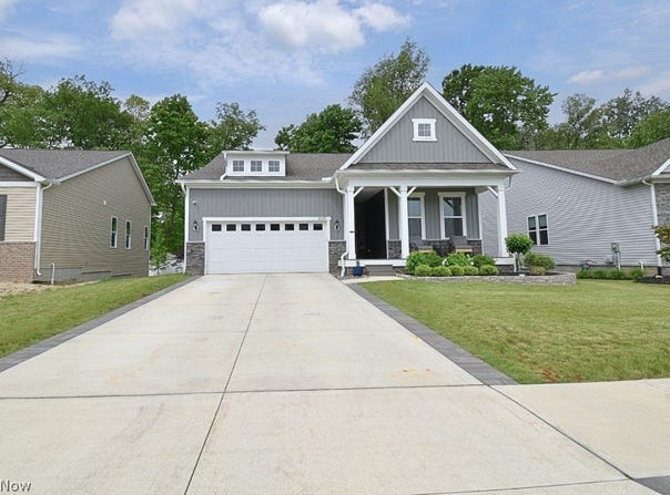 8208 Mustang Lane, Mentor, OH 44060