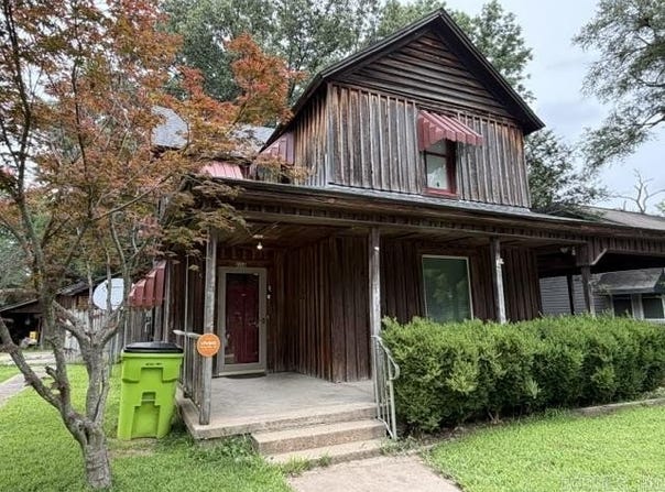 204 W 12th, Stuttgart, AR 72160