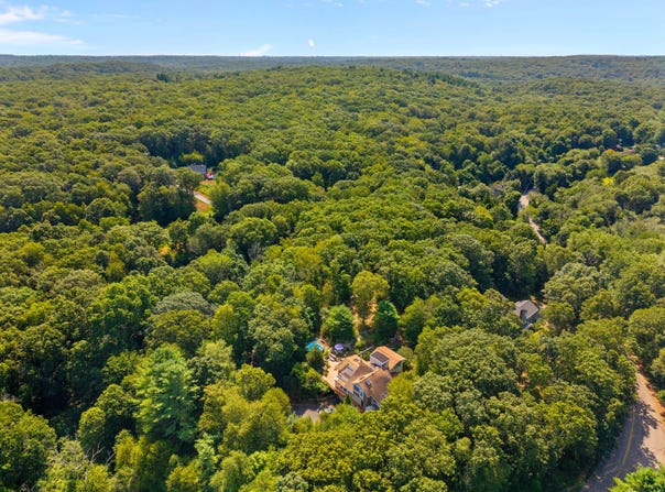 332 Lantern Hill Road, Stonington, CT 06355
