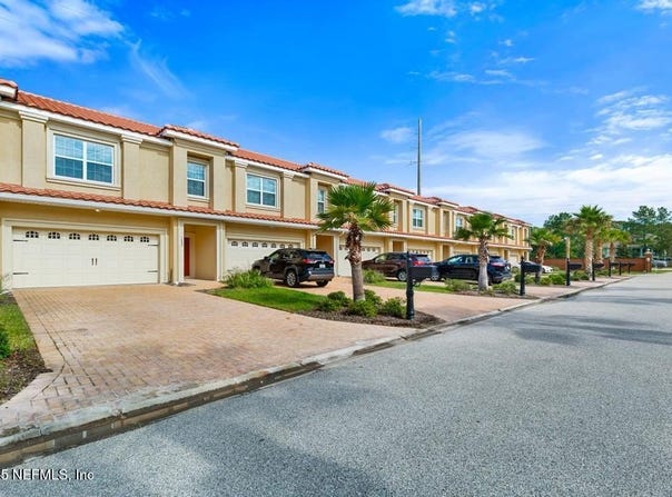 1684 SANCTUARY Way, Fleming Island, FL 32003
