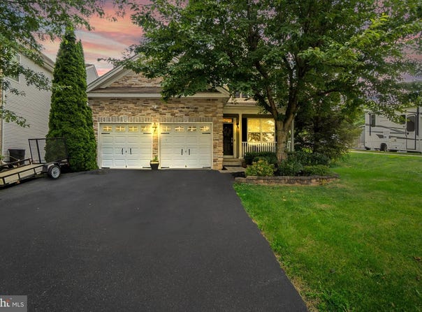 2429 S FRONT STREET, ALLENTOWN, PA 18103