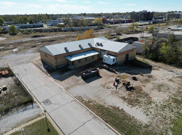 914 Grand Avenue, Joplin, MO 64801