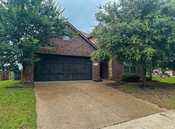 422 Calvert Drive, Midlothian, TX 76065