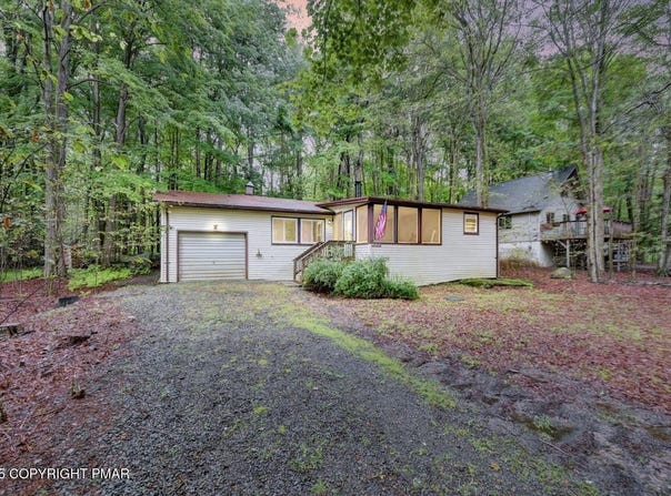 433 Orono Drive, Pocono Lake, PA 18347