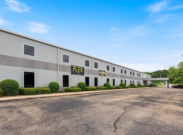 121 Fairfield Dr, New Albany, MS 38652